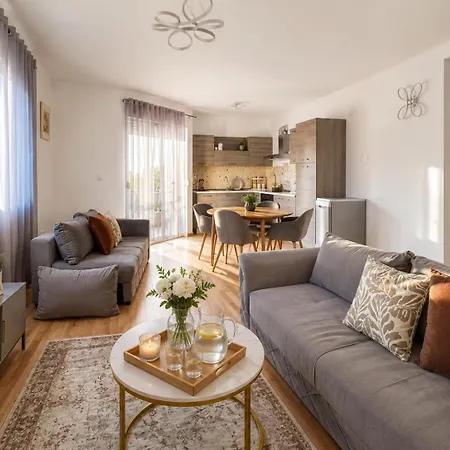 Terra Solaris Apartment