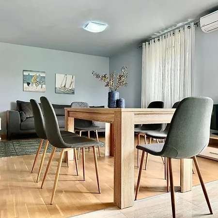 Terra Solaris Apartment