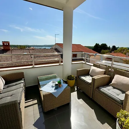 Terra Solaris Apartment
