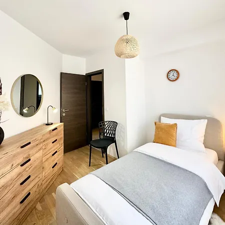 Terra Solaris Apartment