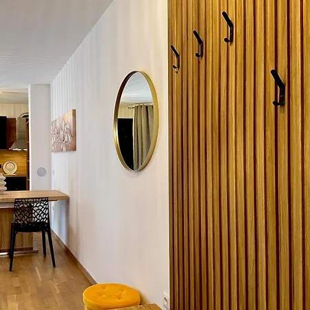 Terra Solaris * Μεντουλίν